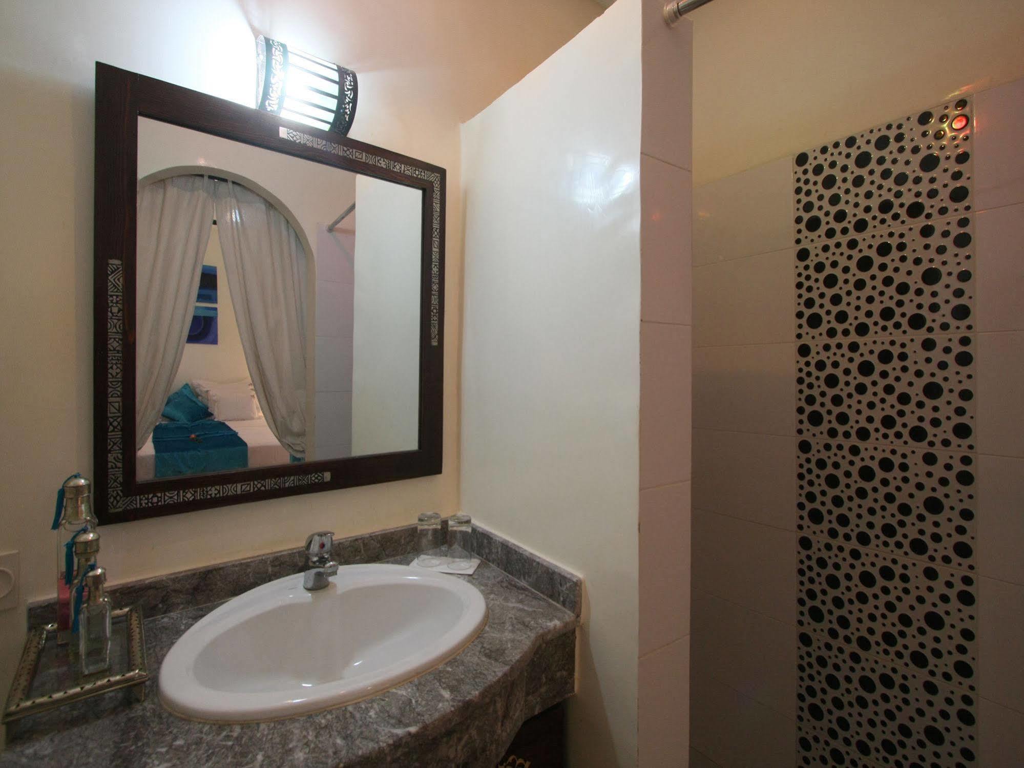 Riad De La Semaine Μαρακές Εξωτερικό φωτογραφία